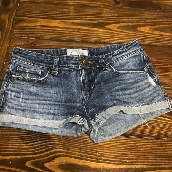 AEROPOSTALE Juniors Jean Shorts size 1/2 - Picture 1 of 6